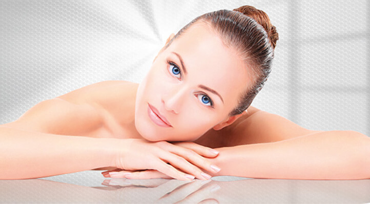 girl sitting relaxed in cryokinesis
